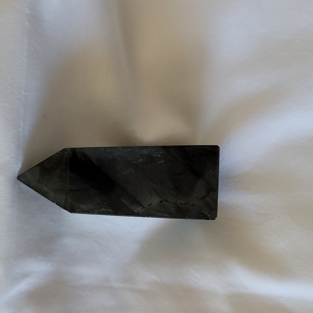 Labradorite Tower - Picture 4 of 13